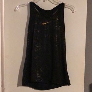 Women’s Nike dry fit tank